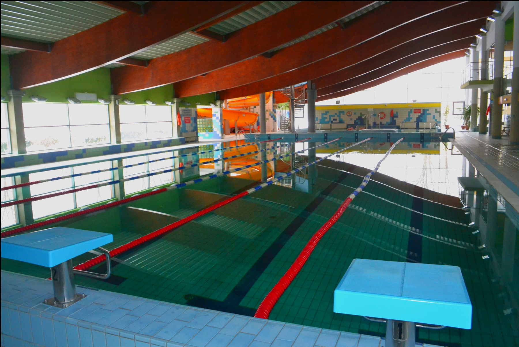 Kryta Pływalnia w Suchej Beskidzkiej